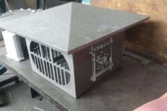 照明灯　家紋入り灯体と屋根